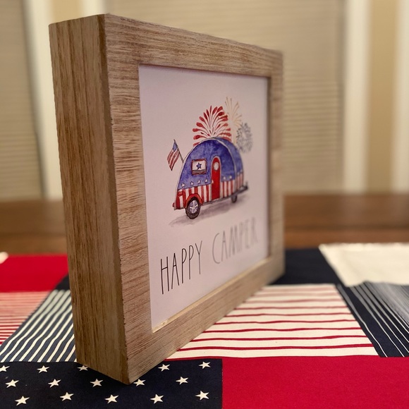 Rae Dunn Happy Camper Patriotic Sign & Patriotic Boom Y’all Kitchen Towels Set - Picture 6 of 15